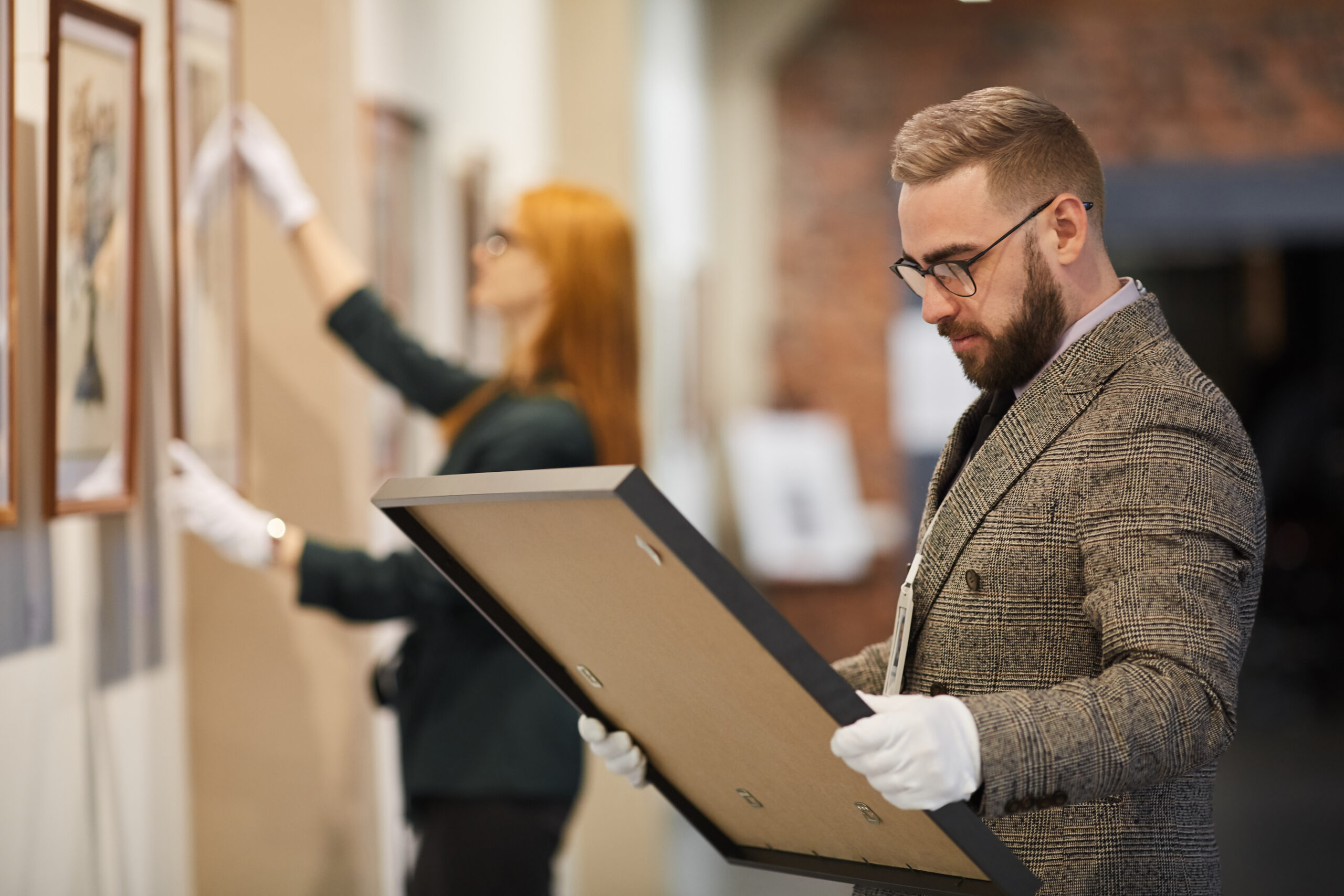 Protecting Artwork Authenticity with a Blockchain-Powered Provenance Platform